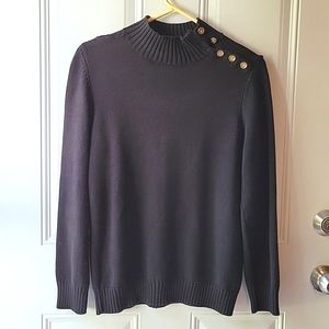 Shoulder button Liz Claiborne sweater